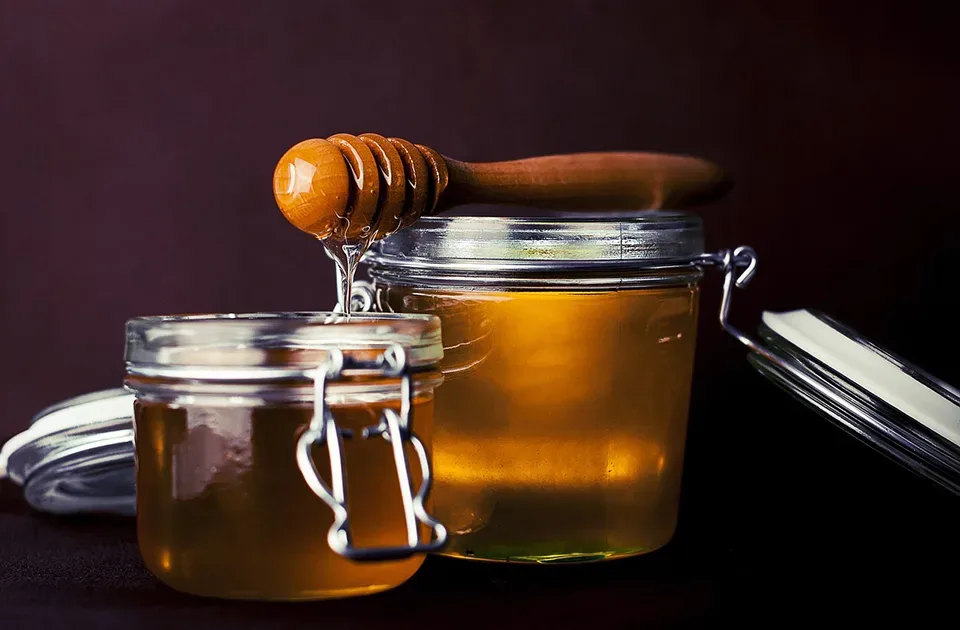 Kada je najbolje vreme da jedemo med? Postoji razlika ako ga konzumirate ujutru ili uveče