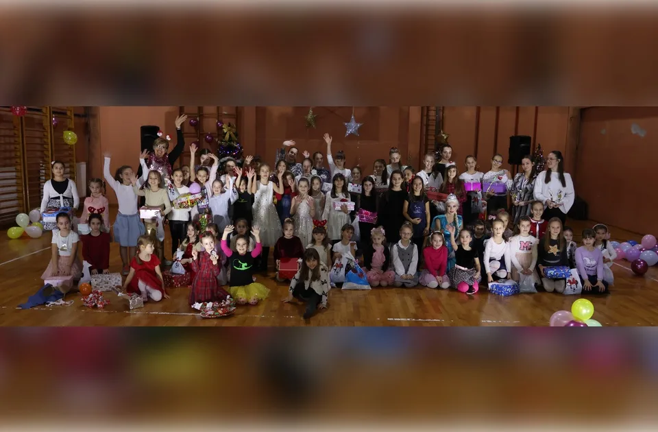 Gimnastičarke kluba „Ruslana“ iz Pančeva svečanošću ispratile staru i pozdravile novu 2024. godinu