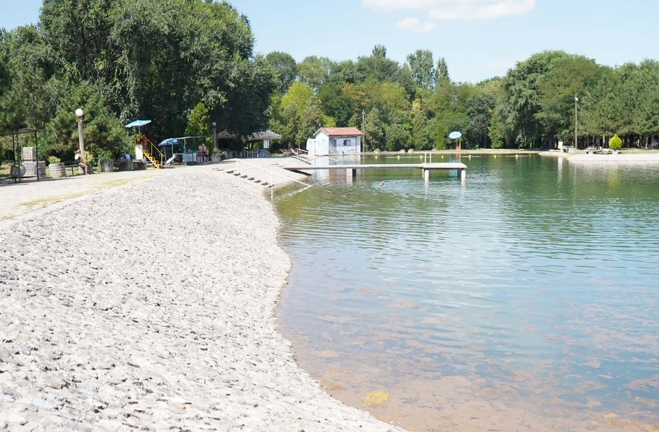 Letnja sezona bez kupališta u Kačarevu – uskoro počinju radovi na „Jezeru“ Letnja sezona bez kupališta u Kačarevu – uskoro počinju radovi na „Jezeru“