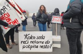 Novi Sad: Počela šestočasovna blokada raskrsnice kod Železničke stanice