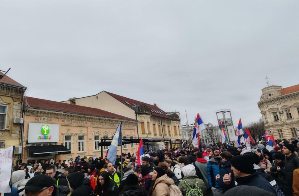 Blokade i tišina za stradale u Novom Sadu širom Srbije