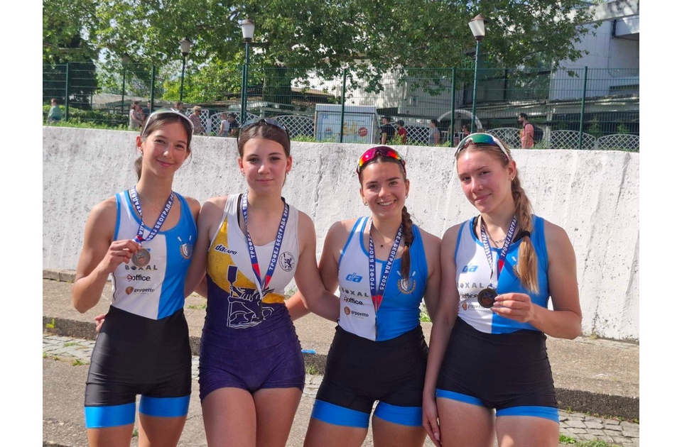 Odličan nastup veslača pančevačkog Tamiša na Beogradskoj internacionalnoj regati Odličan nastup veslača pančevačkog Tamiša na Beogradskoj internacionalnoj regati
