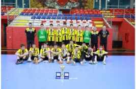 Mladi rukometaši pančevačkog Dinama vicešampioni Srbije