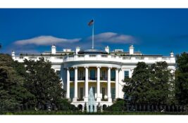 Ambasador Šutanovac predao akreditive predsedniku Trampu