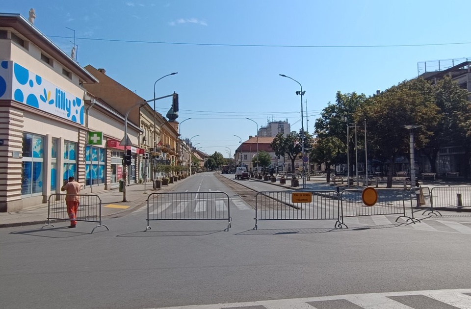 Zbog radova zatvoren deo ulice u centru Pančeva Zbog radova zatvoren deo ulice u centru Pančeva