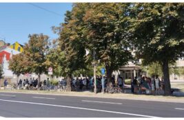 PANČEVO: Protest građana ispred suda