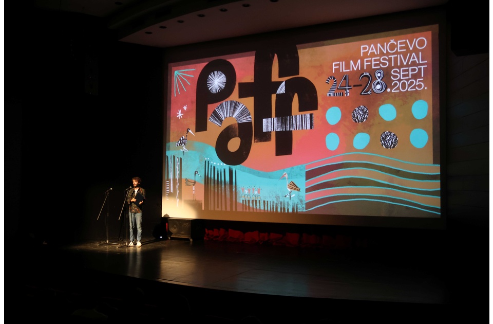 Pančevo: Deveti PAFF svečano otvoren filmom „Nestašne devojke“
