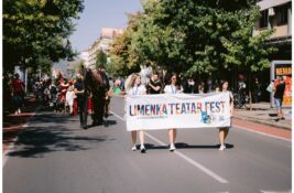 Svečano otvoren Limenka Teatar Fest u Kruševcu – festival posvećen pozorištu i ekologiji