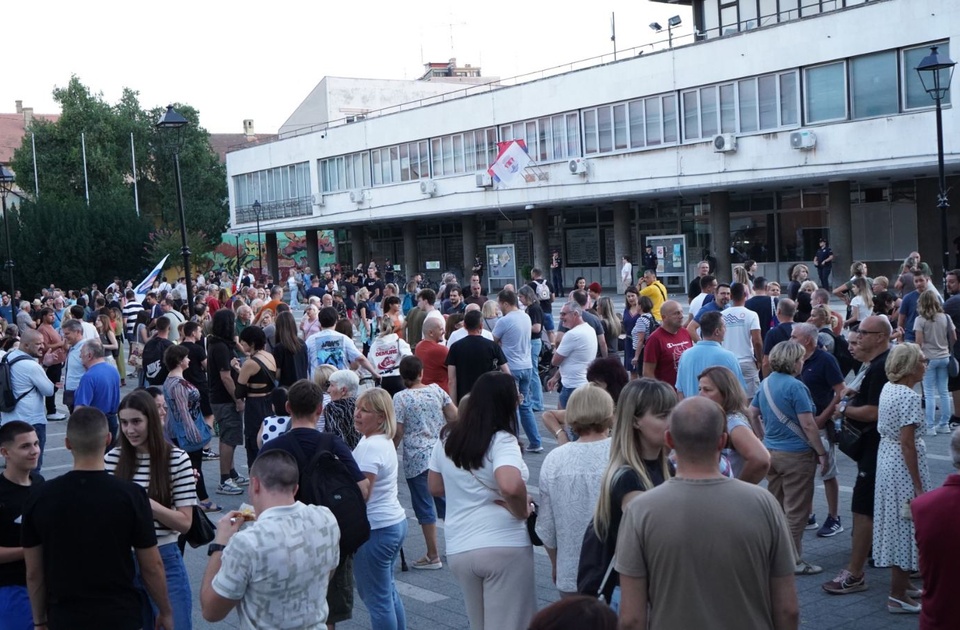 Deset meseci od pada nadstrešnice u Novom Sadu – komemorativni skup u Pančevu Deset meseci od pada nadstrešnice u Novom Sadu – komemorativni skup u Pančevu