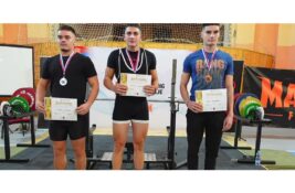 Šest medalja za dizače tegova “Dinama” na Prvenstvu Srbije u benč presu