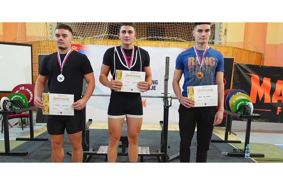Šest medalja za dizače tegova “Dinama” na Prvenstvu Srbije u benč presu