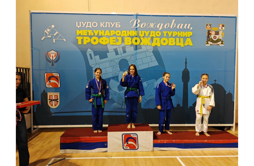 Džudo: Mlade takmičarke pančevačkog Dinama briljirale na Trofeju Voždovca