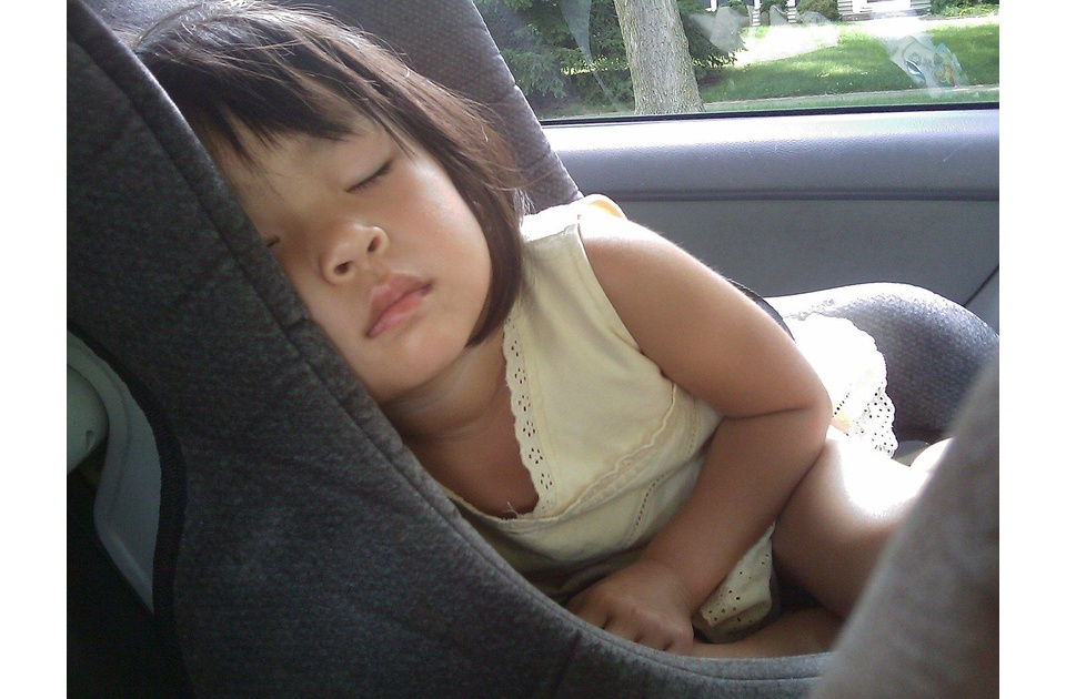 Sve više roditelja ne poštuje propise – čak 40 odsto dece u Srbiji prevozi se nepropisno Sve više roditelja ne poštuje propise – čak 40 odsto dece u Srbiji prevozi se nepropisno