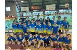 Uspešan kraj sezone za mlade plivače pančevačkog Dinama na „Dedamrazijadi 2025“