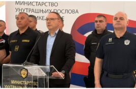 Procena MUP-a: Na skupu na Slaviji 34.300 ljudi